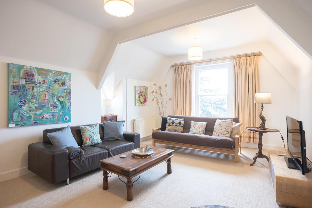 شقة Spacious 3Br Victorian Cheltenham Loft Flat In Cotswolds - Free Parking المظهر الخارجي الصورة