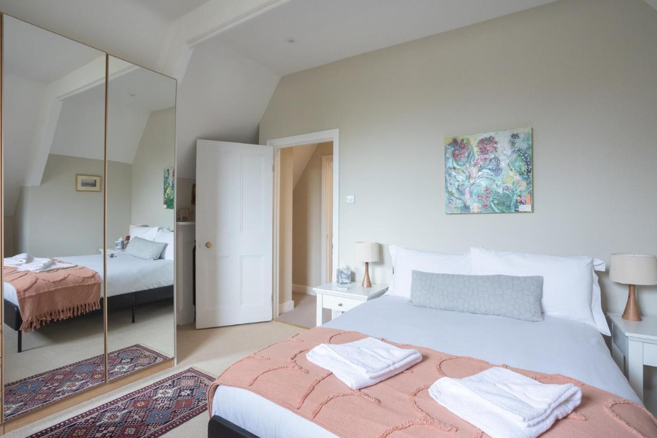 شقة Spacious 3Br Victorian Cheltenham Loft Flat In Cotswolds - Free Parking المظهر الخارجي الصورة