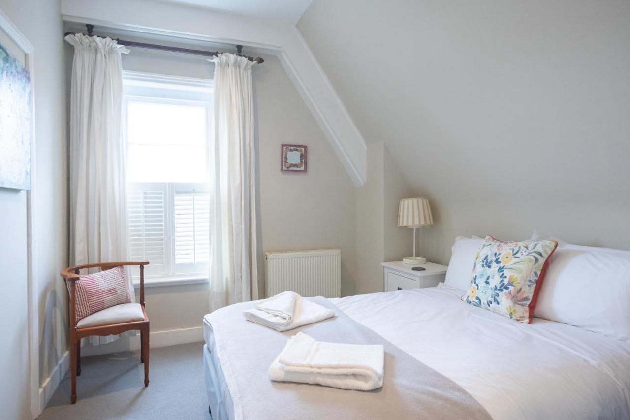 شقة Spacious 3Br Victorian Cheltenham Loft Flat In Cotswolds - Free Parking المظهر الخارجي الصورة
